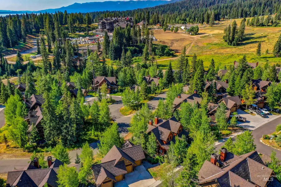 17 Golden Bench Court, Donnelly, ID 83615 - Image #2