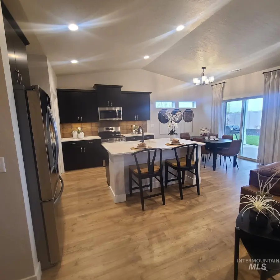 208 W Omphale St., Kuna, ID 83634 - Image #2