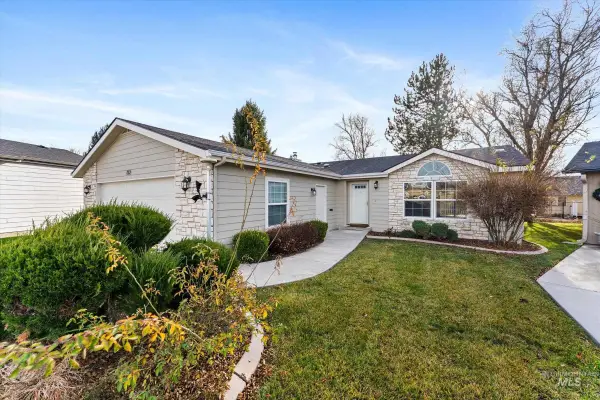 421 S Curtis Rd #122, Boise, ID 83705