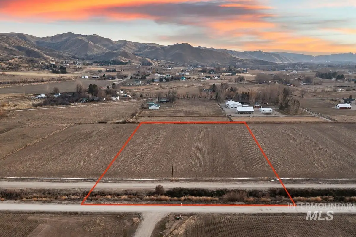 3680 Lexington Ln, Emmett, ID 83617 - #1