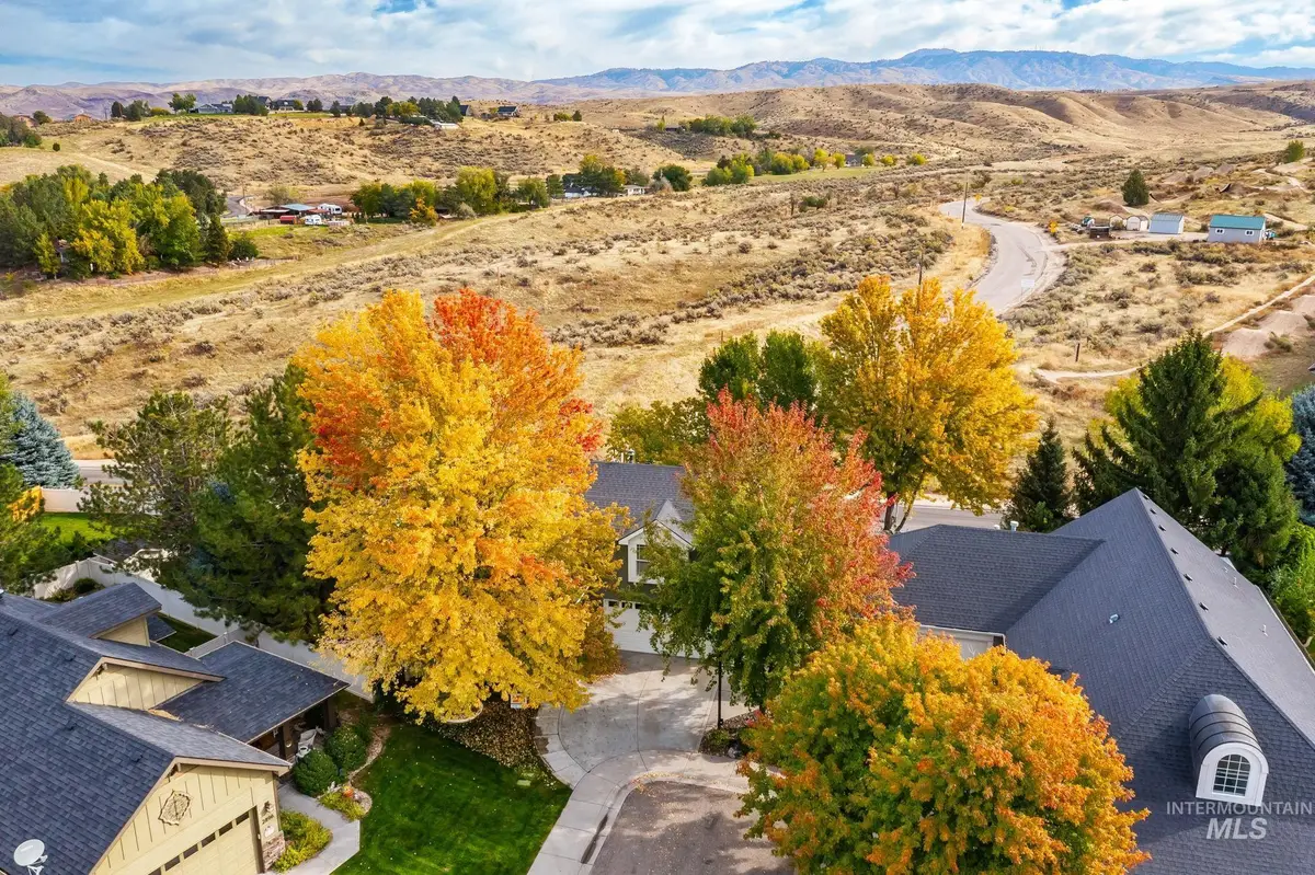 2912 E Bonfire, Eagle, ID 83616 - #1