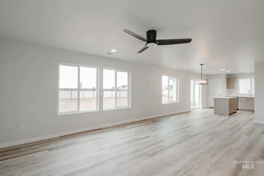 7303 S Bungalow Ave, Meridian, ID 83642 - Image #2