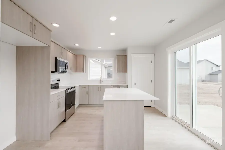 18404 N Sweet William Ave, Nampa, ID 83687 - Image #3