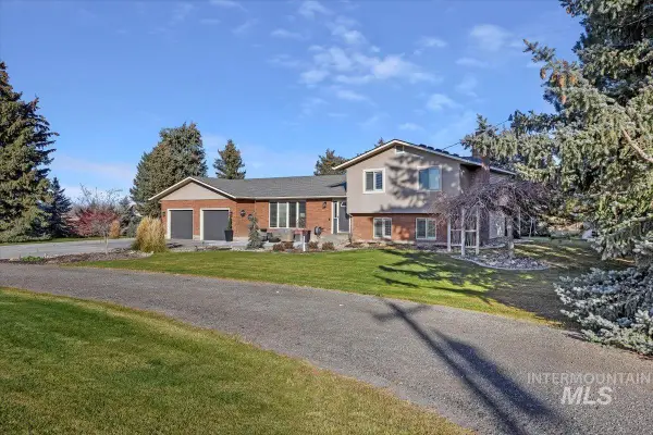 992 E 300 N, Declo, ID 83323