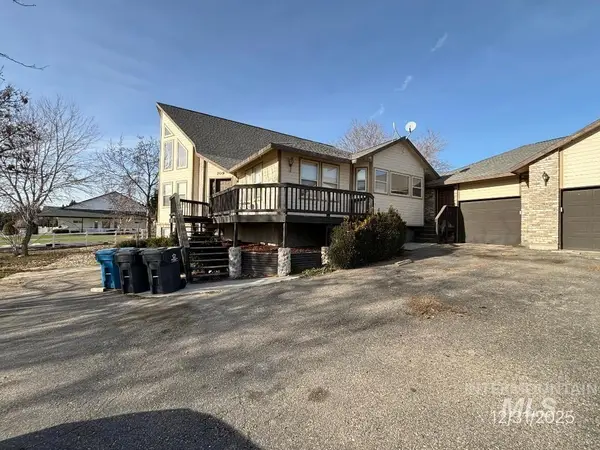 709 Sherry Rd., Nampa, ID 83686