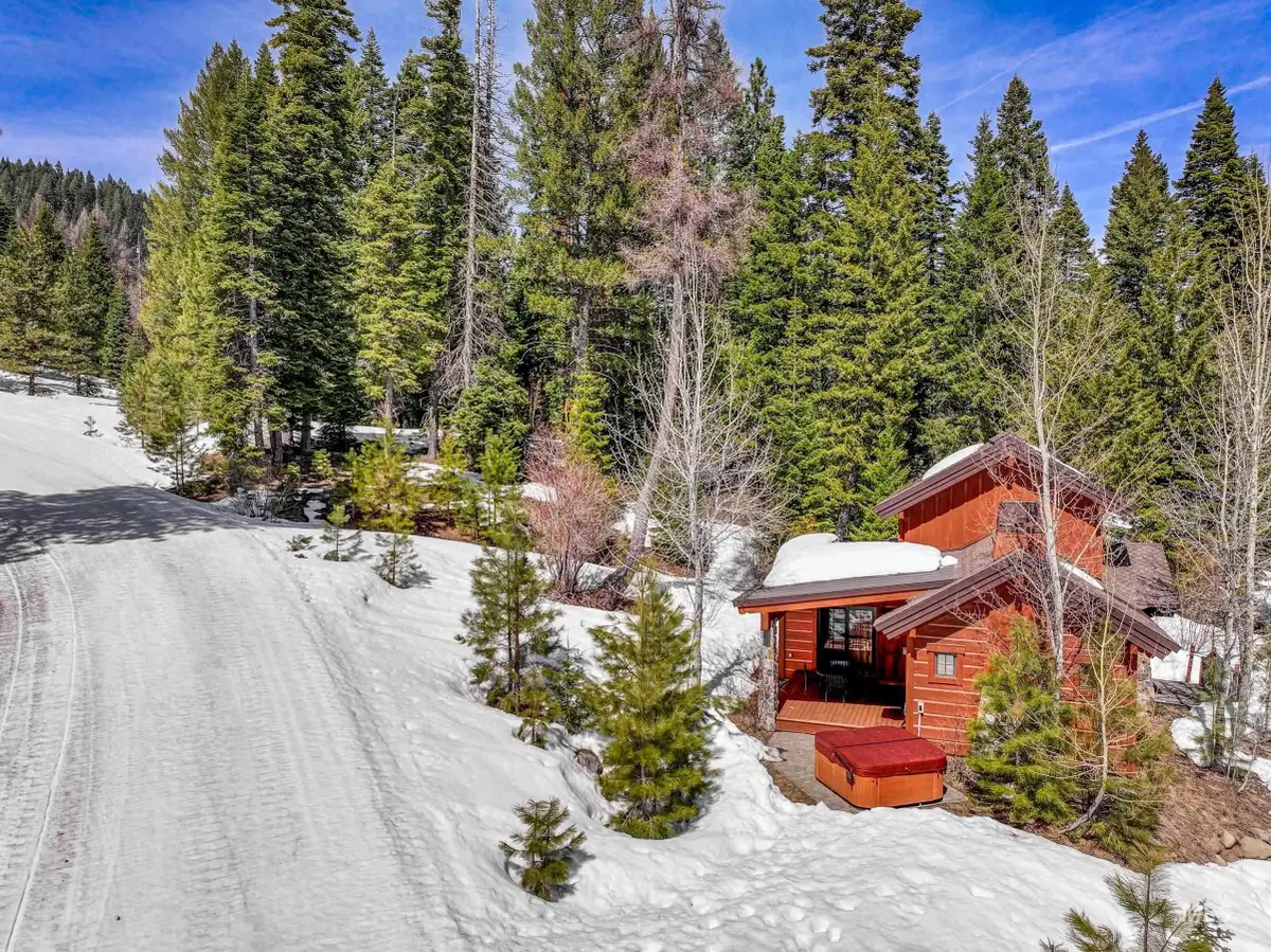 87 Clearwater Court, Donnelly, ID 83615 - Image #1