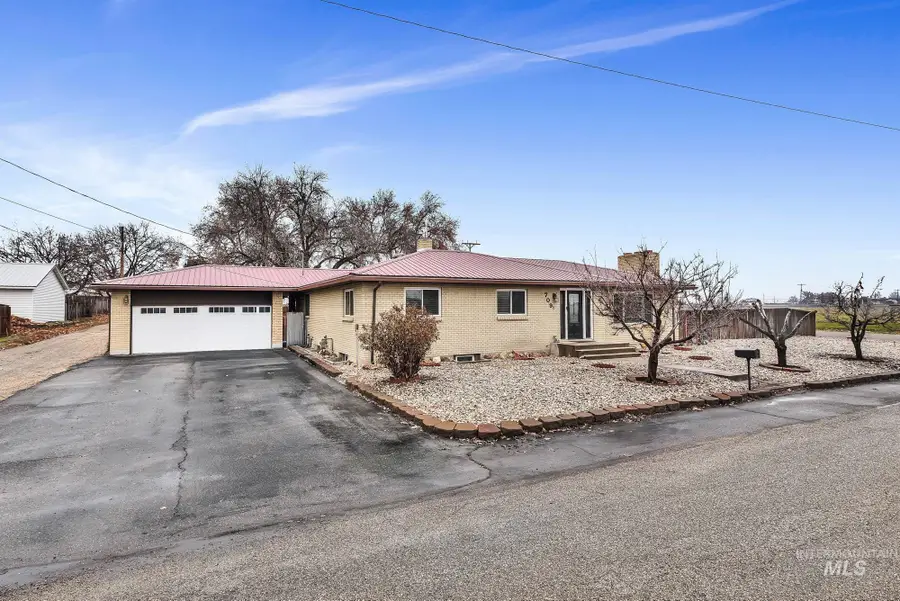 709 E Elm Ave, Parma, ID 83660 - Image #2