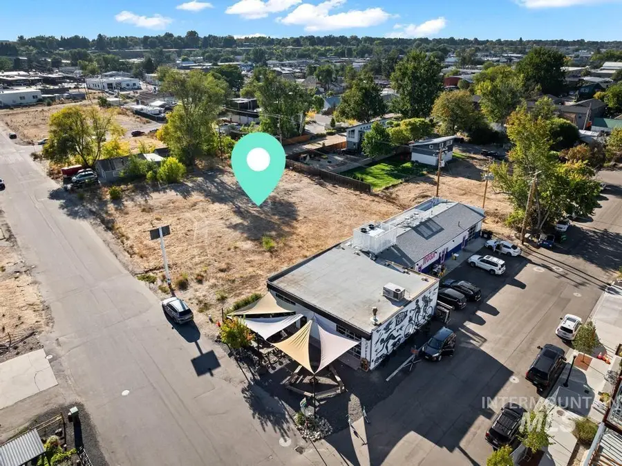 208 E 34th, Garden City, ID 83714 - Image #2