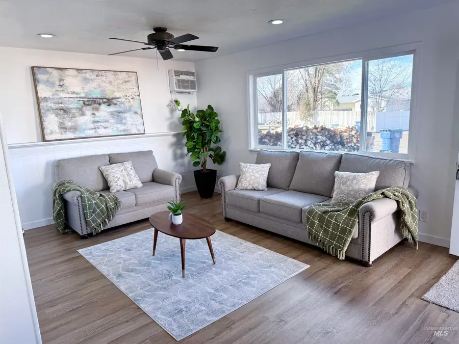 706 Sharron Ct, Rupert, ID 83350 - Image #2