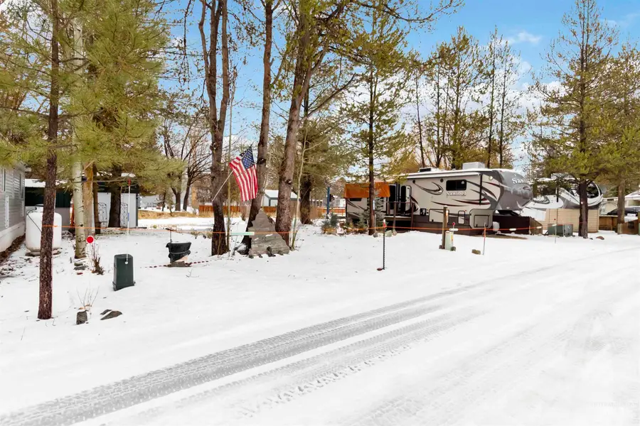 514 H07 & H05 Sawyer St, Cascade, ID 83611 - Image #3