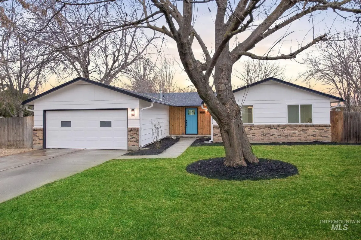 4646 N Patton Pl, Boise, ID 83704 - Image #1