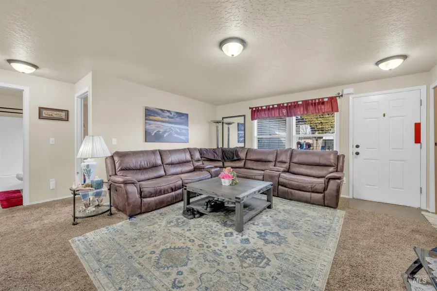3908 Clayton Street, Caldwell, ID 83607 - Image #2