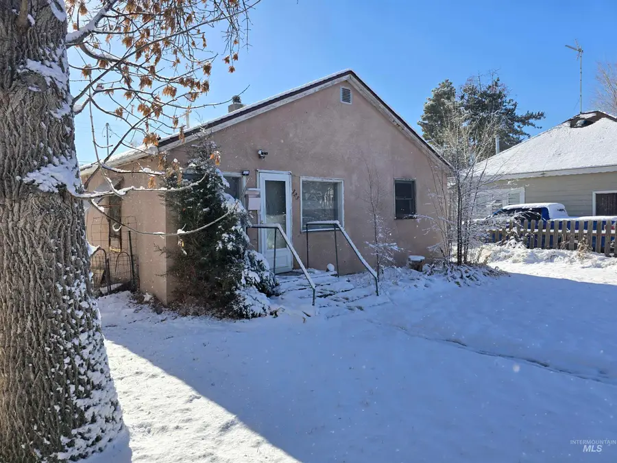 325 E 2nd Ave, Jerome, ID 83338 - Image #2