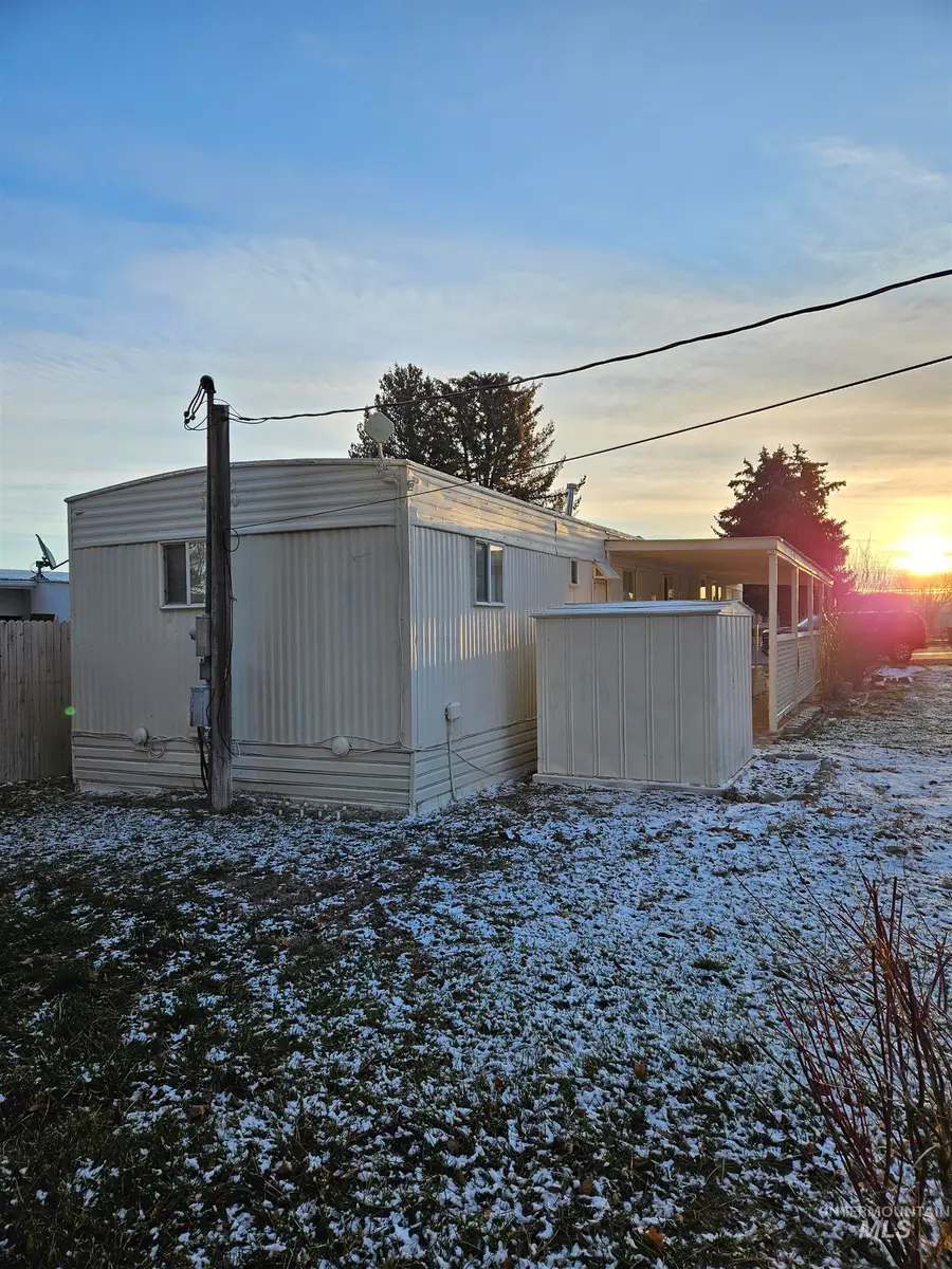 715 Center St #12, Kimberly, ID 83341 - Image #2