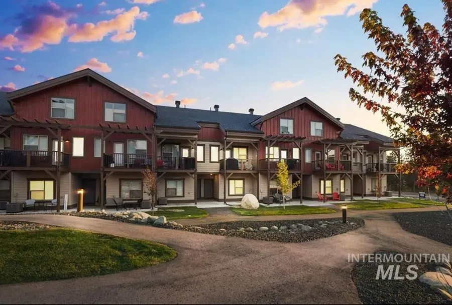 211 Broken Pine Lane, McCall, ID 83638 - Image #2