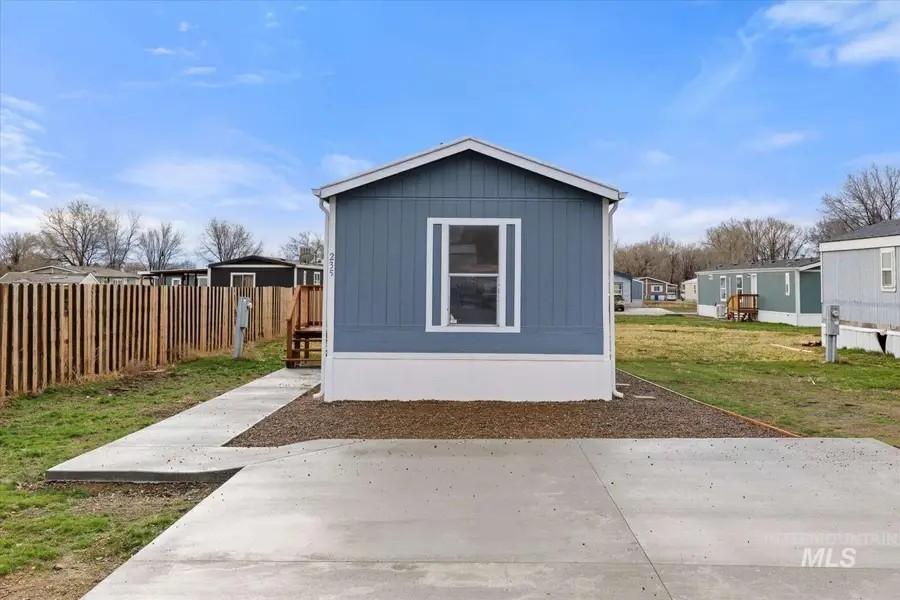235 W 9th, Mountain Home, ID 83647 - Image #2