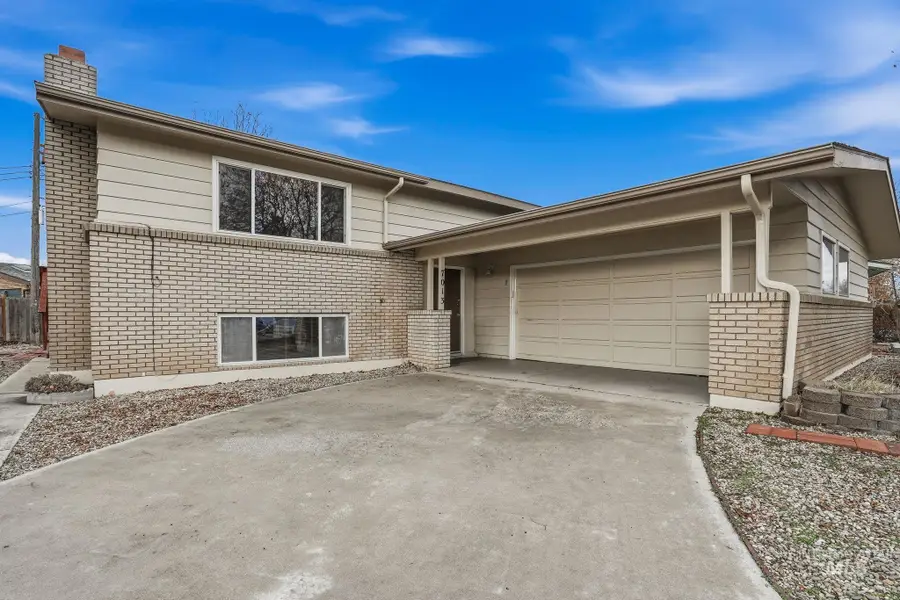 7013 W Rosewood Dr, Boise, ID 83709 - Image #2