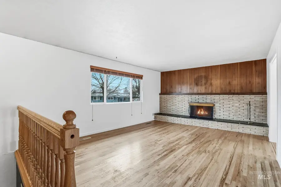 7013 W Rosewood Dr, Boise, ID 83709 - Image #3