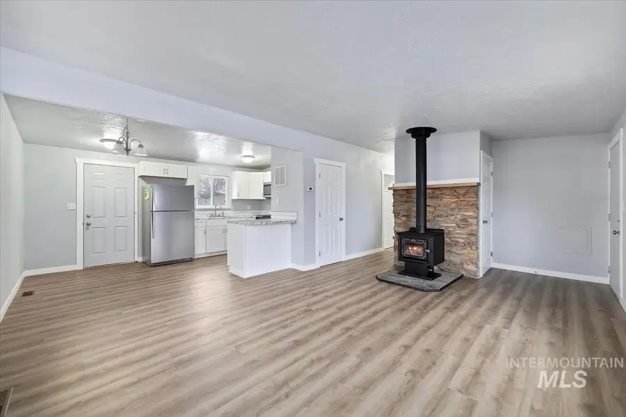 1250 E 4th N, Mountain Home, ID 83647 - Image #2