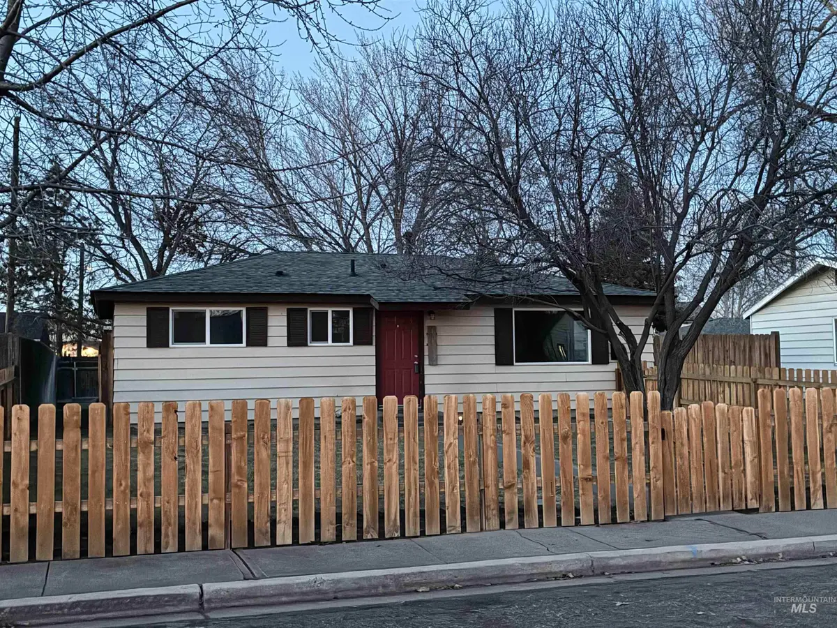 1320 E 4th N, Mountain Home, ID 83647 - Image #1