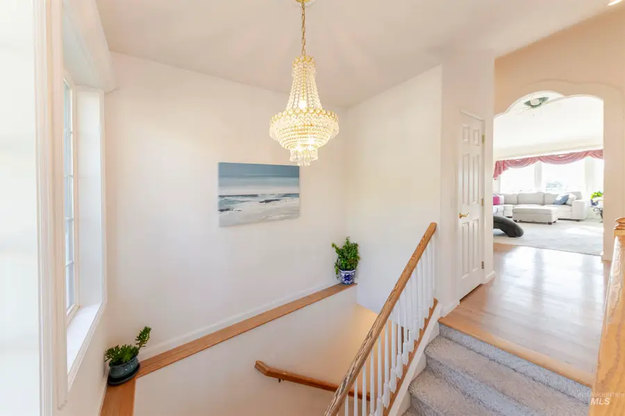 331 Reservoir Dr, Lewiston, ID 83501 - #3