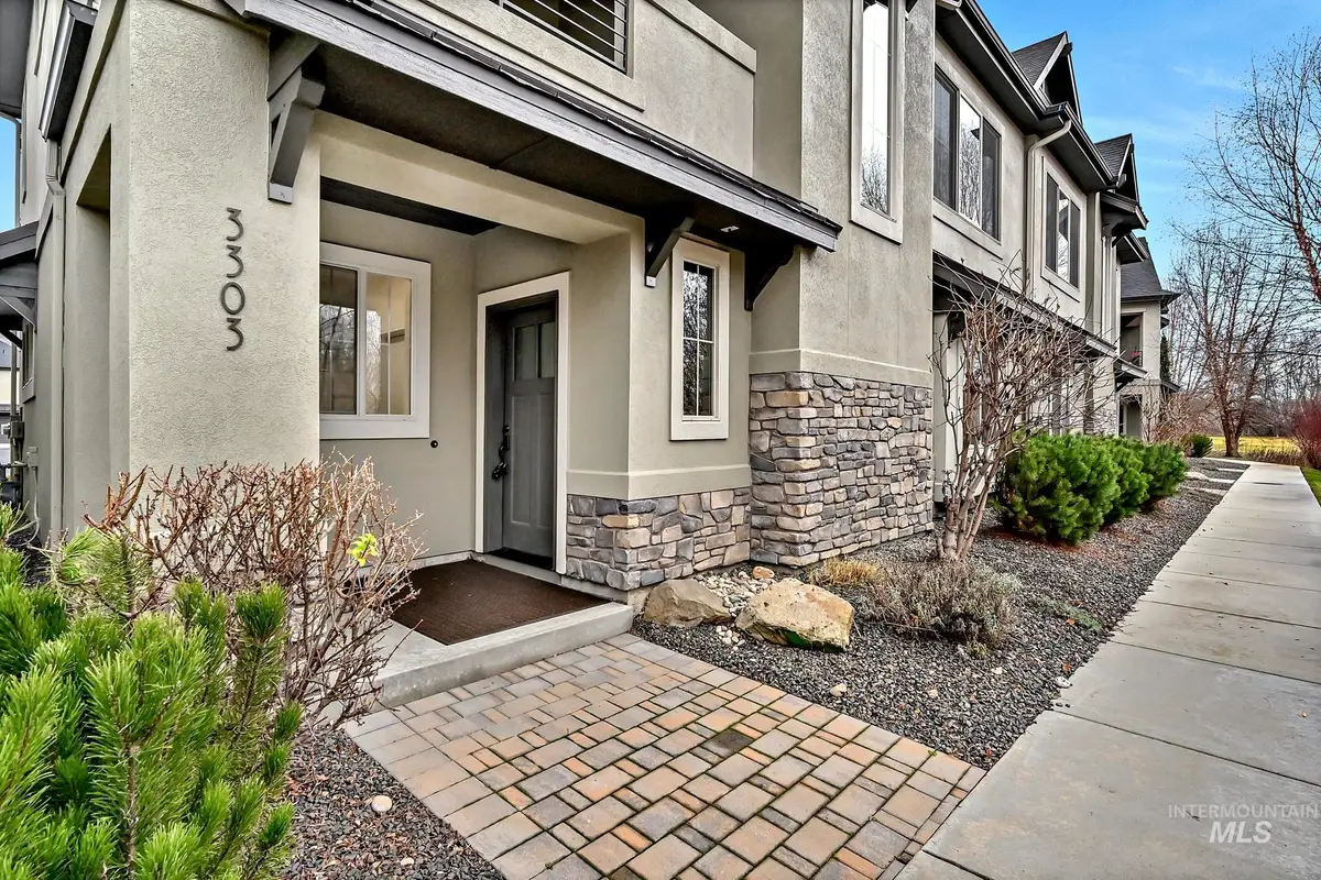 3303 E Front Runner Ln, Boise, ID 83716 - Image #1