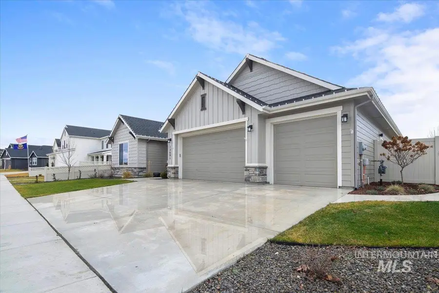 12601 W Wild Thistle Dr, Star, ID 83669 - #3