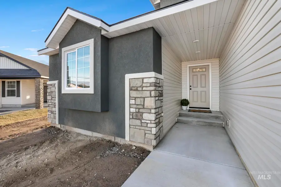 2056 Lowline Avenue, Twin Falls, ID 83301 - #2