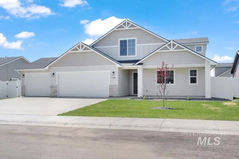 1355 Crescent St, Weiser, ID 83672 - #1