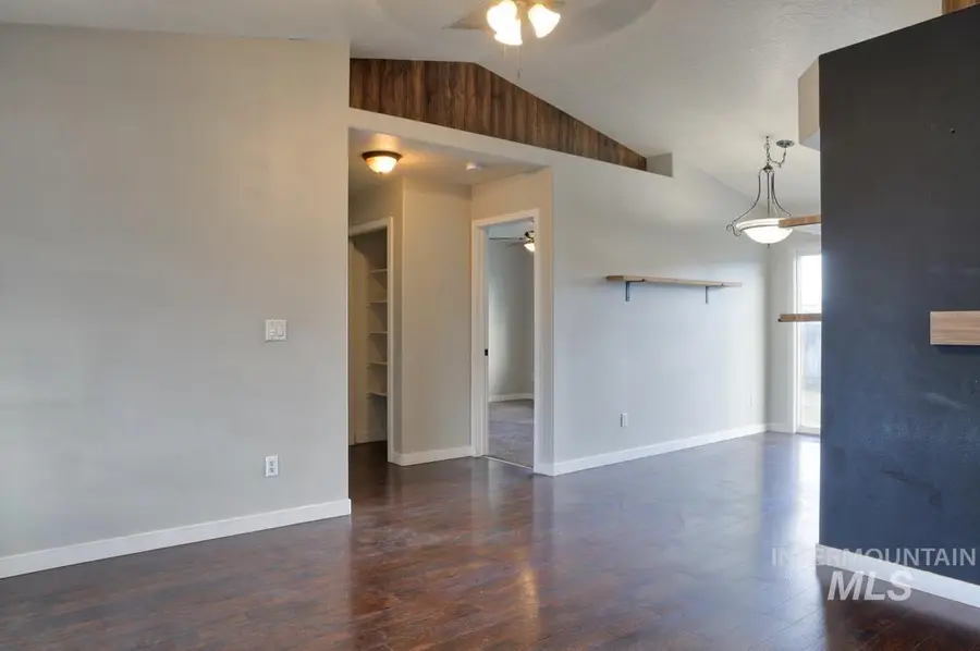 4911 Buffalo Grass Ave, Caldwell, ID 83607 - #3