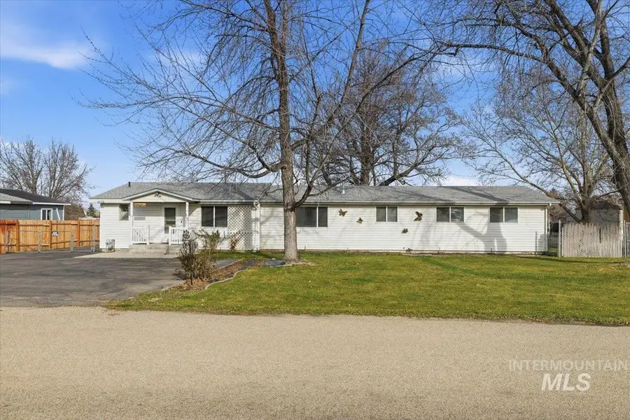 6222 E Carson Ave, Nampa, ID 83687 - Image #3