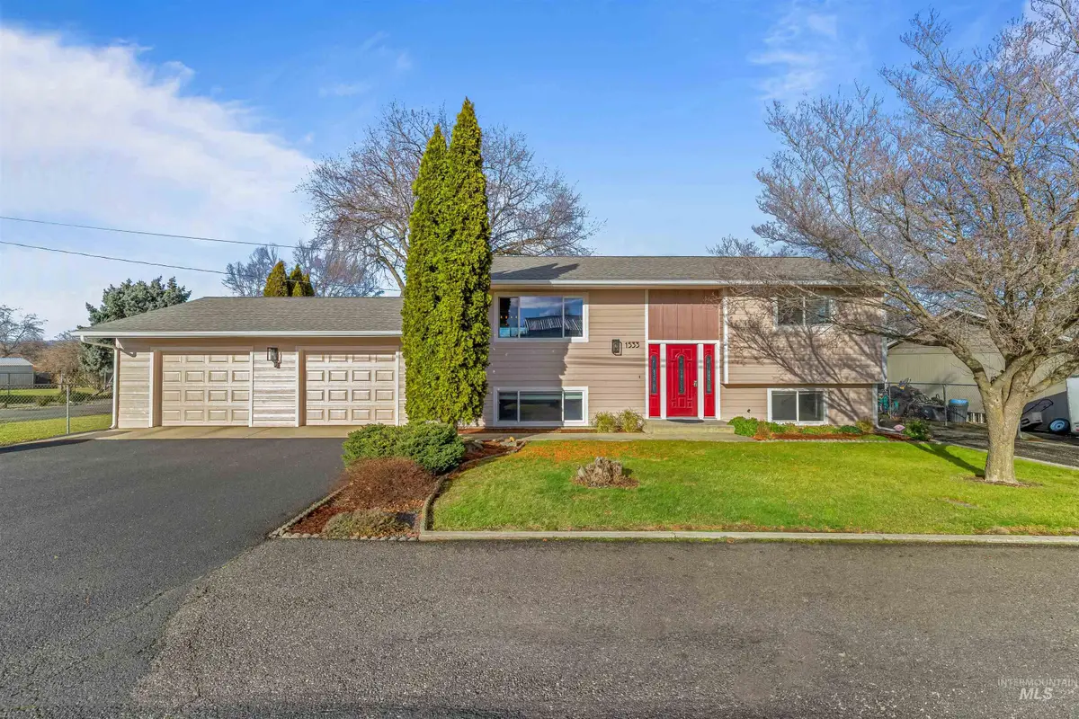 1533 Cedar Ave, Lewiston, ID 83501 - #1