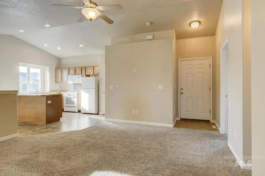 816 Sioux Ave, Emmett, ID 83617 - Image #3