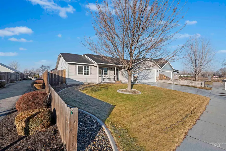 629 S Kiser Ave, Boise, ID 83709 - Image #2