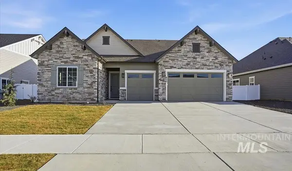 900 N Falling Water Way, Eagle, ID 83616