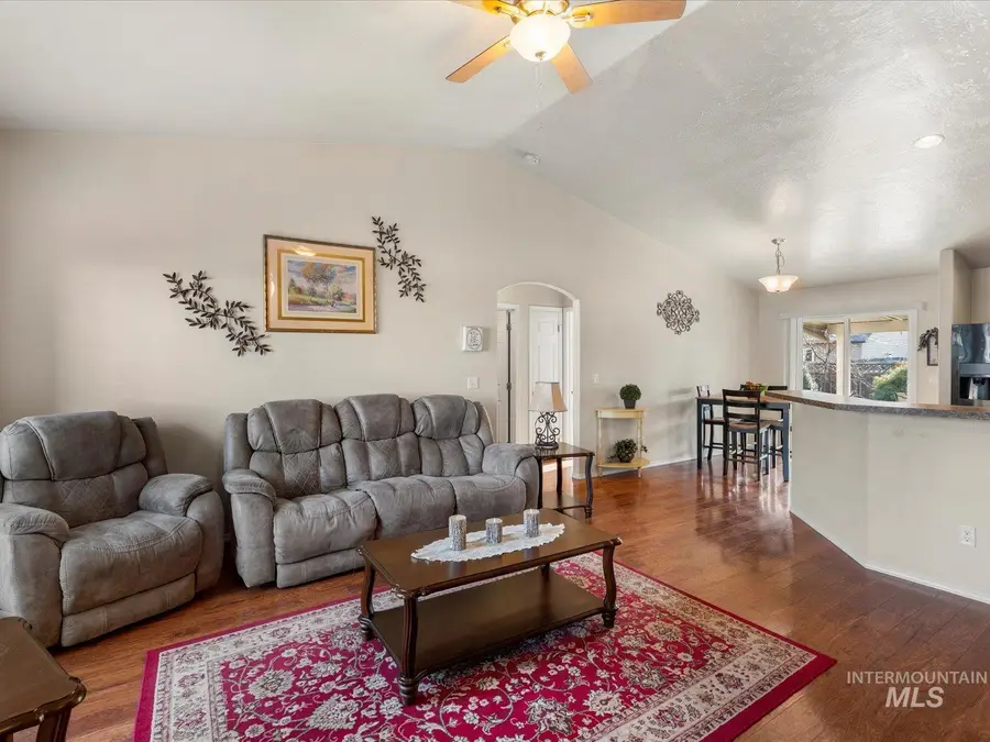 10651 Pipevine Dr., Nampa, ID 83687 - #3