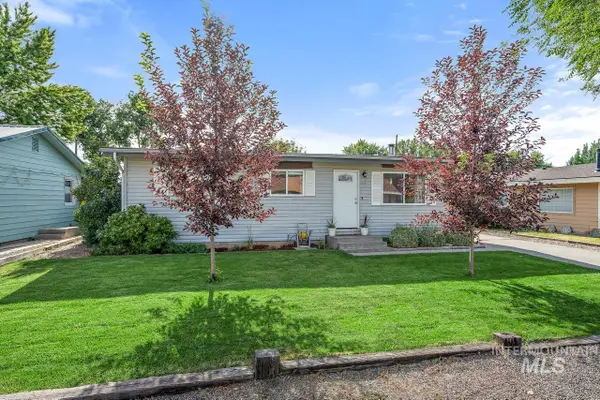 518 S Minnesota Ave, Fruitland, ID 83619