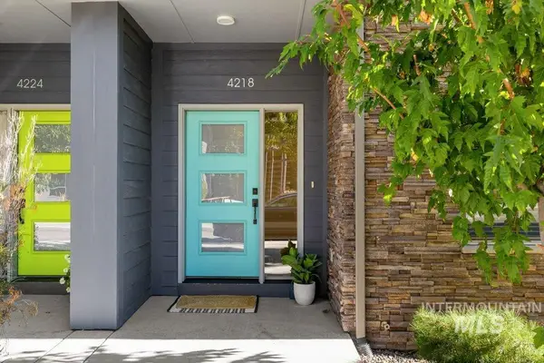 4218 N Freeride Ln, Garden City, ID 83714