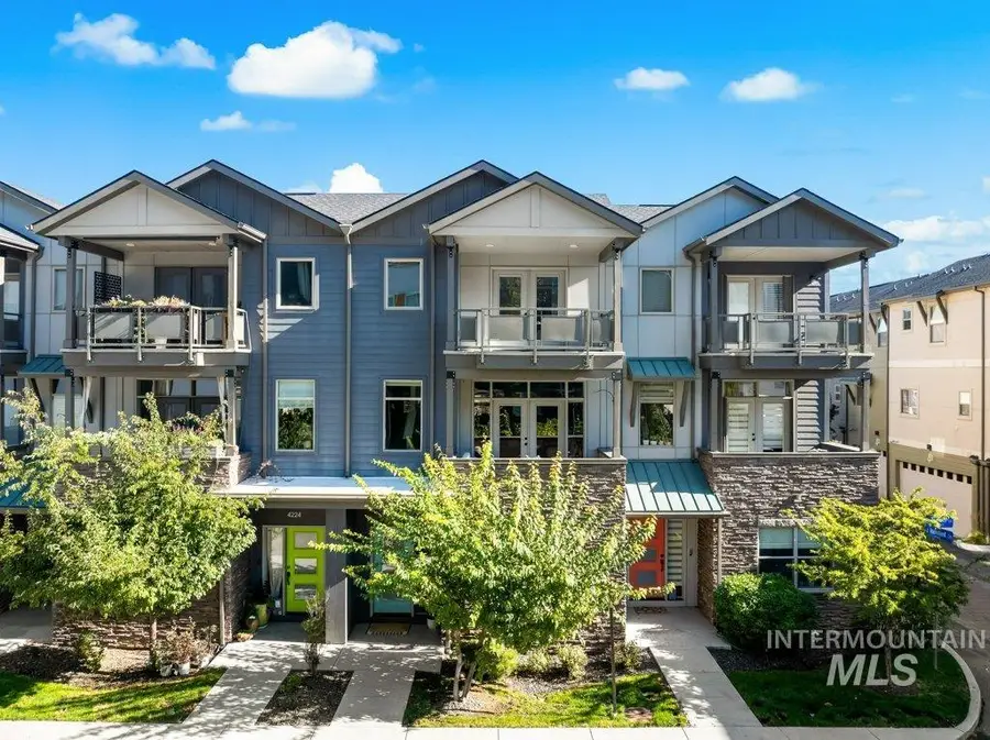 4218 N Freeride Ln, Garden City, ID 83714 - #2