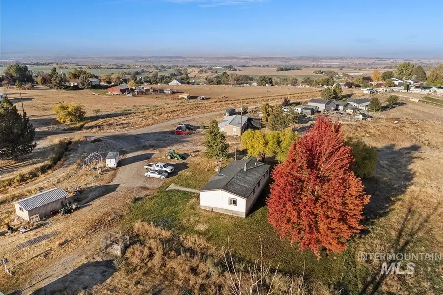 1762 E Canal Rd, Fruitland, ID 83619 - #3