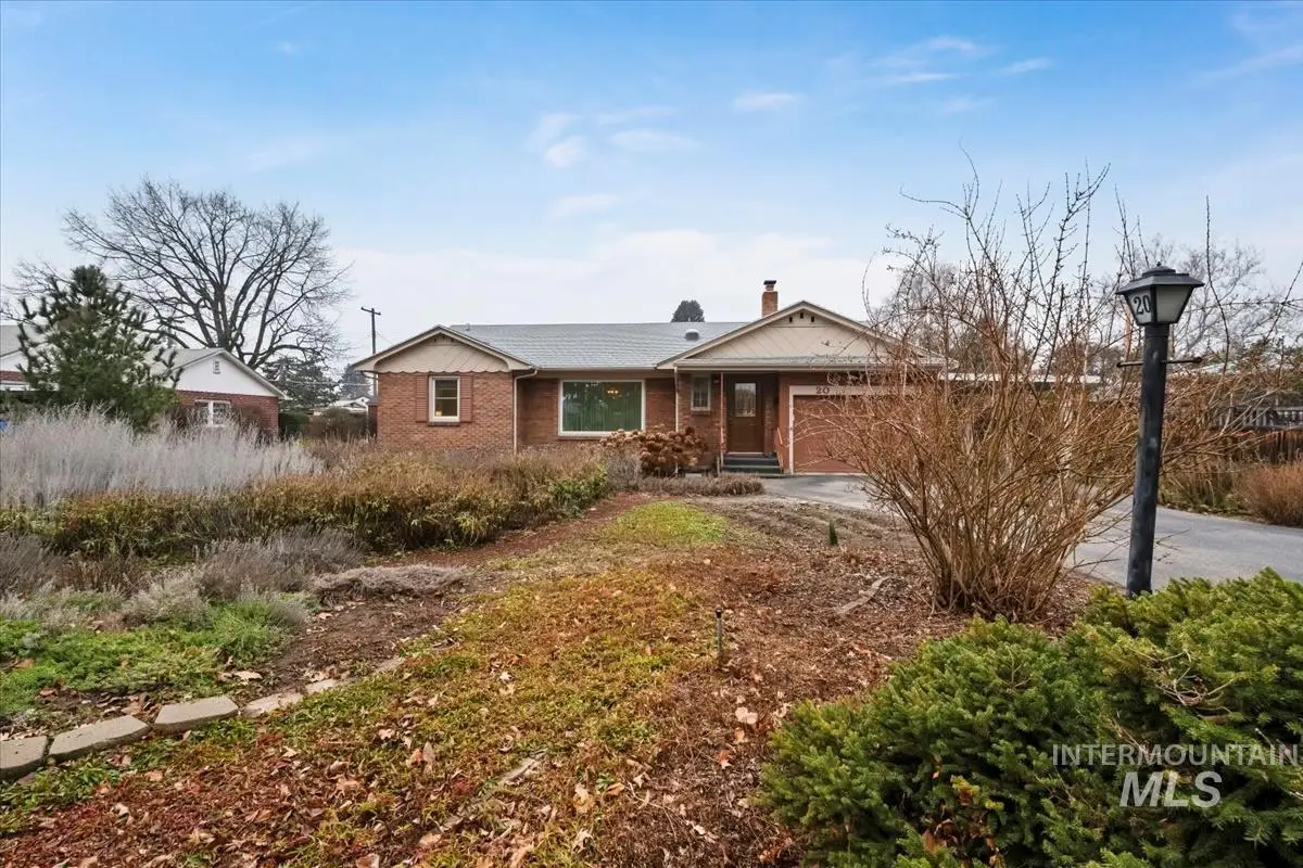 20 S Mesa Vista Dr, Boise, ID 83705 - Image #1
