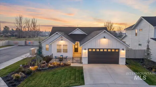 12515 W Arabian Dr, Boise, ID 83709