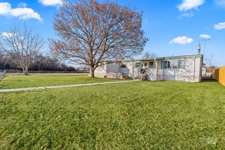 11234 George St, Nampa, ID 83651 - Image #2