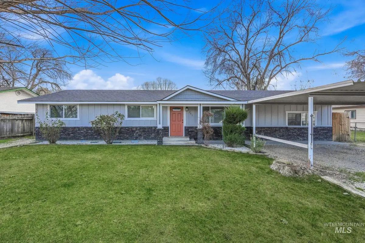 367 E 3rd St, Kuna, ID 83634 - #1