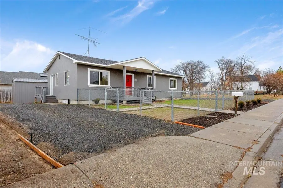 926 4th Ave W, Twin Falls, ID 83301 - #2
