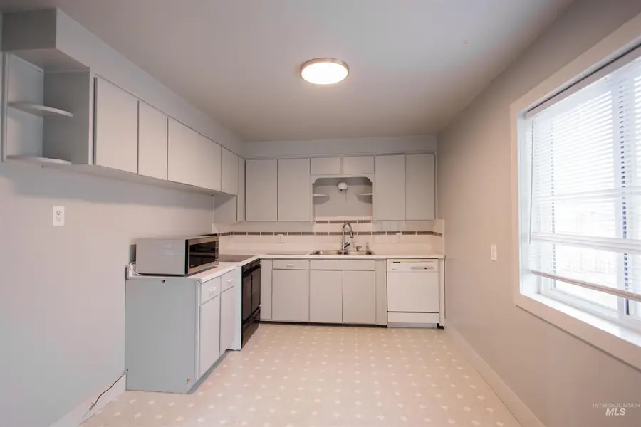 107 Baker Dr., Mountain Home, ID 83647 - Image #2