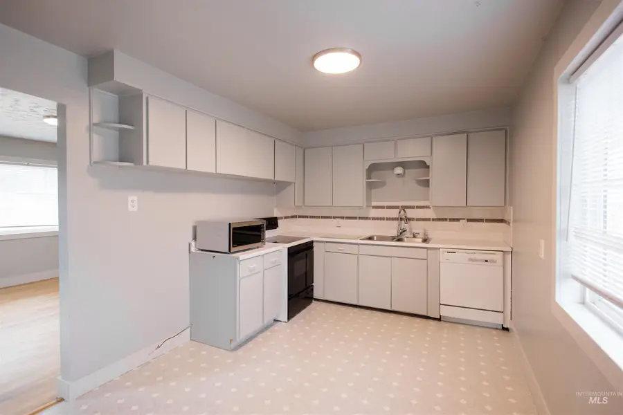 107 Baker Dr., Mountain Home, ID 83647 - Image #3