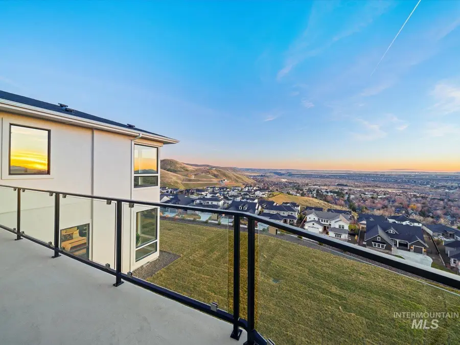 5793 E Marmount Ct, Boise, ID 83716 - Image #3