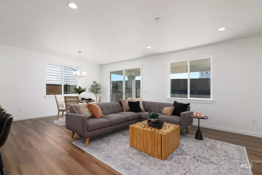 14879 Brown Pelican St, Caldwell, ID 83607 - Image #2