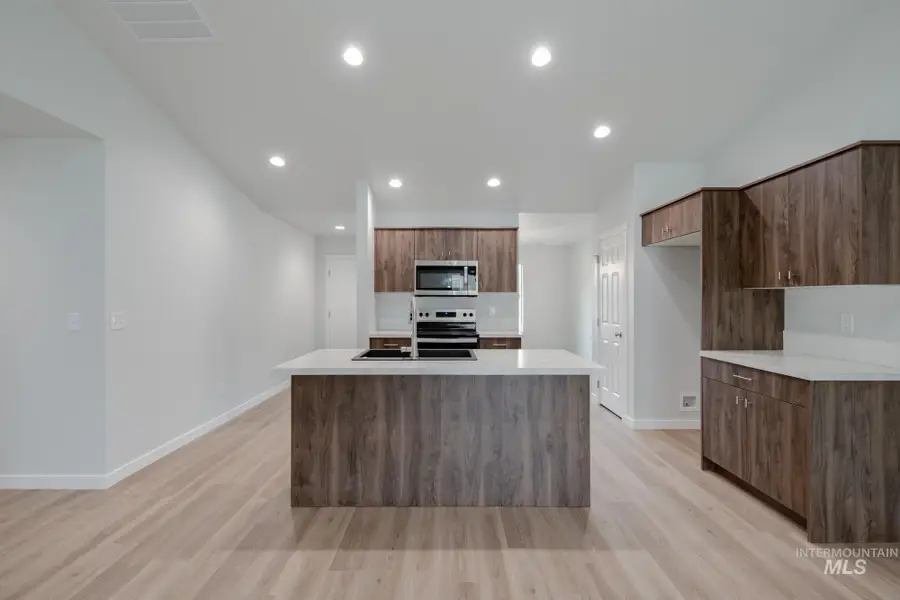 1870 W Unforgettable St, Meridian, ID 83642 - #3